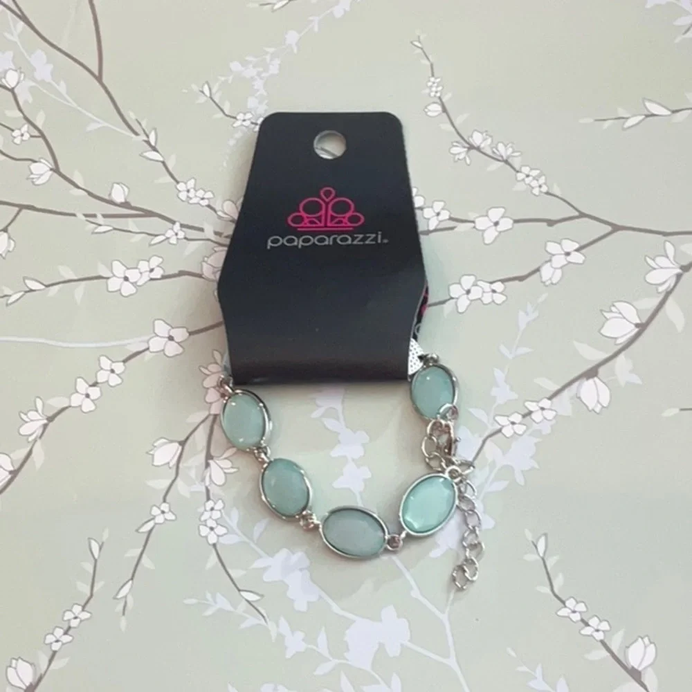 ❄️ Paparazzi | Blue and Silver Bohemian Bracelet Smooth Move